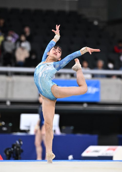 写真３：2023年4月（中学２年）　全日本体操個人総合選手権大会
